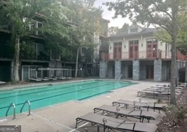 Listing Photo 1 - Condo for sale in building located at 1195 Milton Ter Se, Atlanta, GA 30315 - Unit #APT 2304