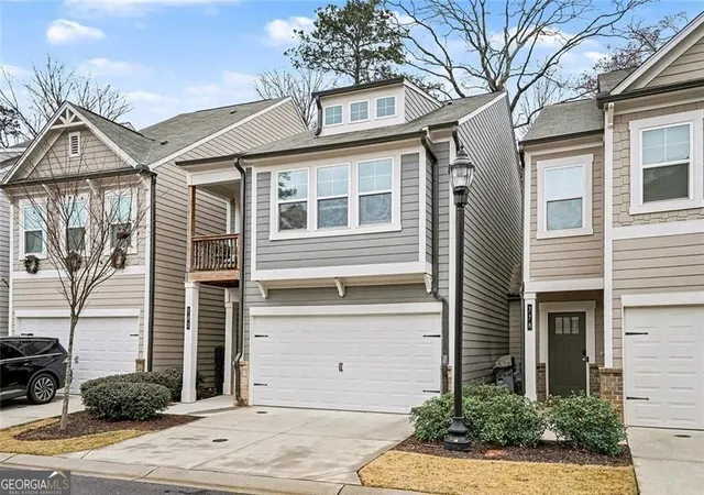 Photo 2 of Townhouse for sale at 782 Belrose Dr Se, Smyrna, GA 30080 | MLS# 10837600 | Listing updated on 2026-09-15