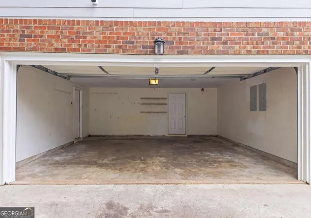 Photo 3 of Single family home for sale at 4281 E Meadow Dr, Duluth, GA 30096 | MLS# 10841775 | Listing updated on 2026-09-08