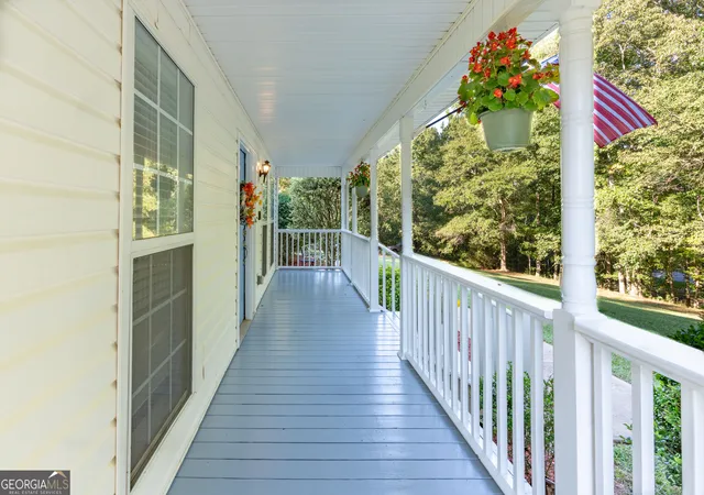 Photo 2 of Single family home for sale at 3040 S Ola Rd, Locust Grove, GA 30248 | MLS# 10849996 | Listing updated on 2026-10-08