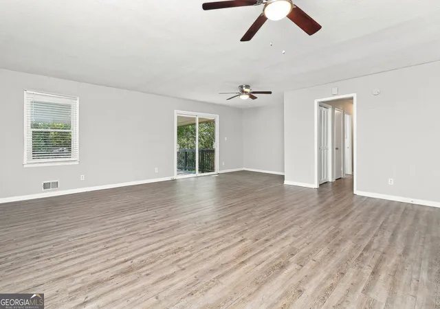 Photo 4 of Single family home for sale at 2029 Gherry Dr, Austell, GA 30106 | MLS# 10849401 | Listing updated on 2026-10-07