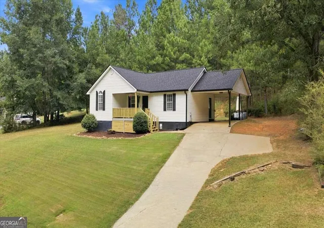 Photo 3 of Single family home for sale at 452 Parrish Rd, Cedartown, GA 30125 | MLS# 10838269 | Listing updated on 2026-09-26