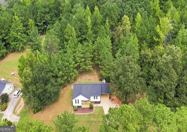 Photo 3 of Single family home for sale at 452 Parrish Rd, Cedartown, GA 30125 | MLS# 10838269 | Listing updated on 2026-09-26