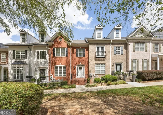 Townhouse for sale at 316 Holbrook Rd, Smyrna, GA 30082 | MLS# 10832721