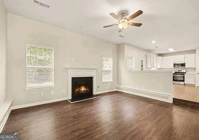 Photo 4 of Single family home for sale at 3511 Umatilla Ln SW, Atlanta, GA 30331 | MLS# 10838763 | Listing updated on 2026-10-16