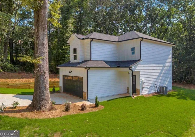 Photo 4 of Single family home for sale at 155 Carey St, Franklin Springs, GA 30662 | MLS# 10841461 | Listing updated on 2026-09-17