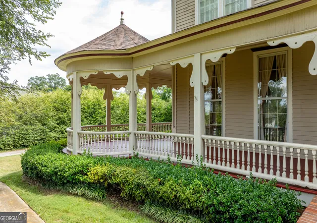 Photo 3 of Single family home for sale at 130 Lagrange St, Newnan, GA 30263 | MLS# 10843670 | Listing updated on 2026-09-10
