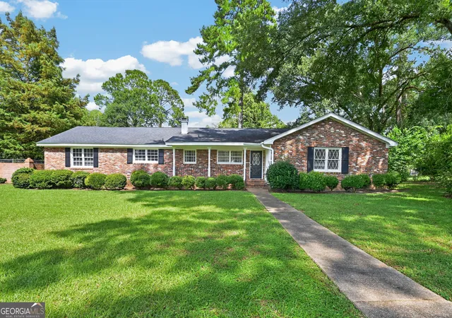 Photo 1 of Single family home for sale at 1629 Lowell Ln, Albany, GA 31707 | MLS# 10839827 | Listing updated on 2026-09-04