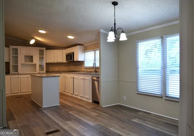 Photo 3 of Sale Pending at 7980 E Highway 96, Fort Valley, GA 31030 | MLS# 10840124 | Listing updated on 2026-09-14