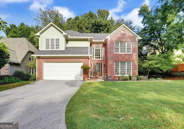 Single family home for sale at 115 Glen Holly Dr, Roswell, GA 30076 | MLS# 10853526