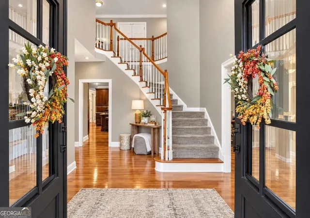 Photo 3 of Single family home for sale at 335 Chickering Lake Ct, Roswell, GA 30075 | MLS# 10873250 | Listing updated on 2026-10-30