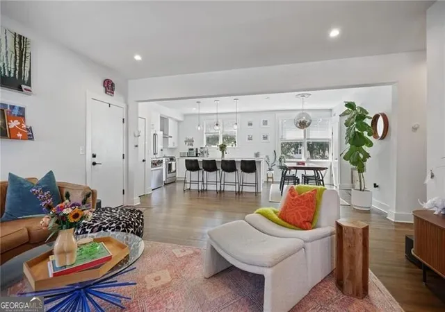 Photo 2 of Condo for sale at 88 Peachtree Memorial Dr Nw #2, Atlanta, GA 30309 | MLS# 10848726 | Listing updated on 2026-10-02