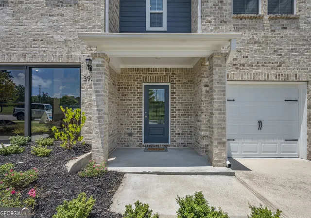 Photo 3 of Townhouse for sale at 4020 Hidden River Ln, Oakwood, GA 30566 | MLS# 10840910 | Listing updated on 2026-09-19