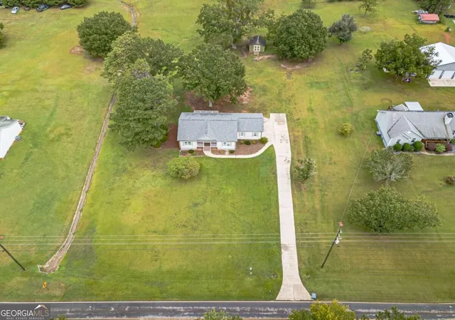 Photo 2 of Single family home for sale at 1275 Lake Dow Rd, Mcdonough, GA 30252 | MLS# 10839399 | Listing updated on 2026-09-17