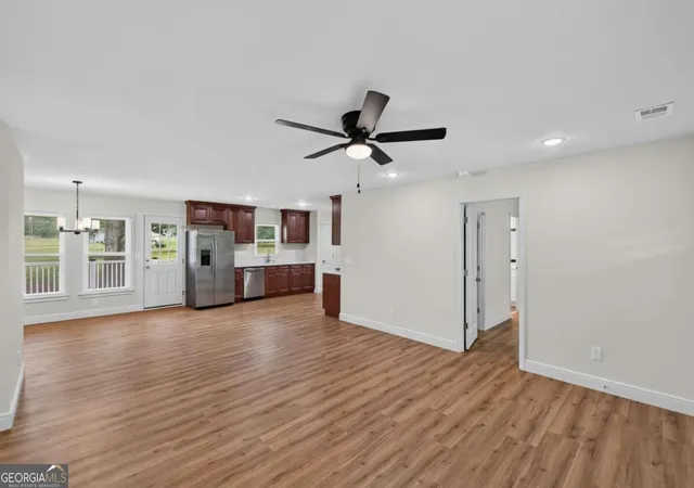 Photo 3 of Single family home for sale at 1275 Lake Dow Rd, Mcdonough, GA 30252 | MLS# 10839399 | Listing updated on 2026-09-17