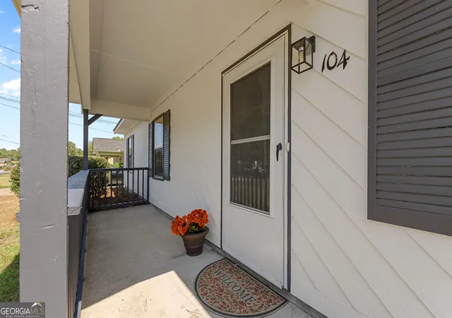 Photo 2 of Single family home for sale at 104 Martin Luther King Jr Ct, Lagrange, GA 30241 | MLS# 10851212 | Listing updated on 2026-10-06