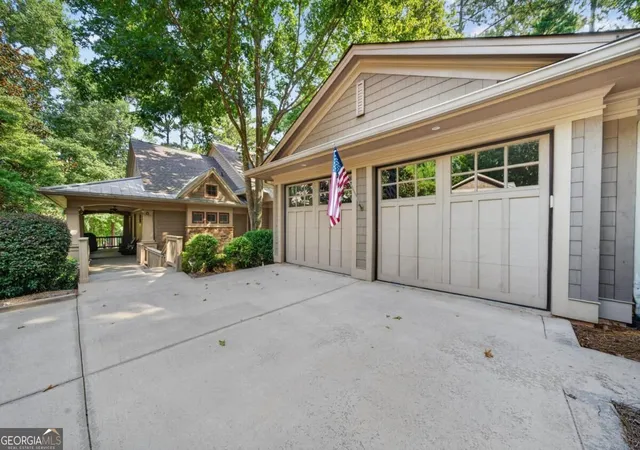Photo 2 of Townhouse for sale at 1021 Lockets Trl, Greensboro, GA 30642 | MLS# 10840799 | Listing updated on 2026-09-18