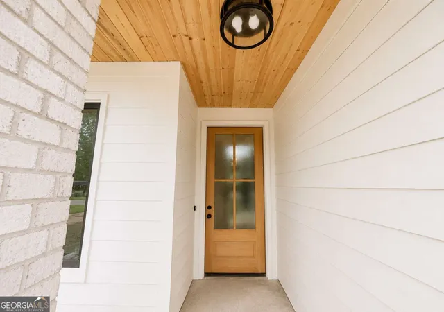 Photo 1 of Single family home for sale at 2510 Eastwood Dr, Decatur, GA 30032 | MLS# 10807637 | Listing updated on 2026-09-21
