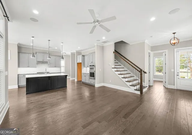 Photo 3 of Sale Pending at 304 Bandon Way, Peachtree City, GA 30269 | MLS# 10847285 | Listing updated on 2026-10-05
