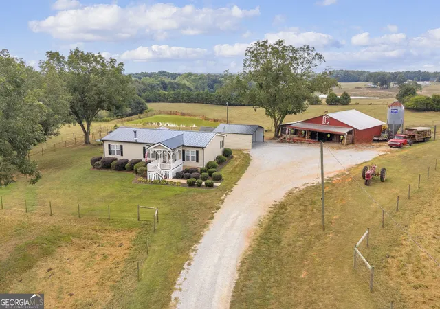 Manufactured home for sale at 2439 Faye Carey Rd, Danielsville, GA 30633 | MLS# 10848270