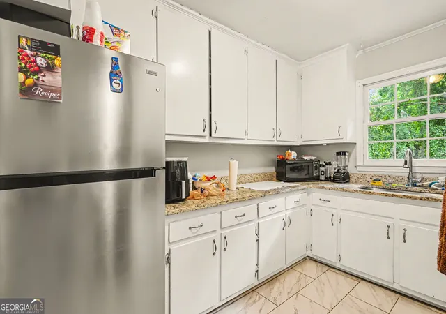 Photo 2 of Single family home for sale at 728 Springer Dr, Griffin, GA 30224 | MLS# 10839746 | Listing updated on 2026-09-11