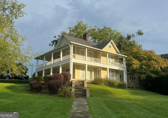 Photo 1 of Single family home for sale at 190 Mckinney St, Blue Ridge, GA 30513 | MLS# 10838300 | Listing updated on 2026-09-24