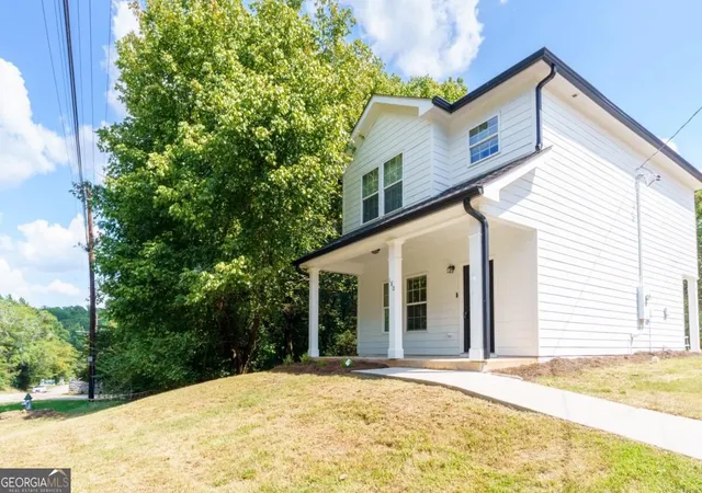 Photo 2 of Single family home for sale at 180 Trail Crk St, Athens, GA 30601 | MLS# 10842655 | Listing updated on 2026-09-10