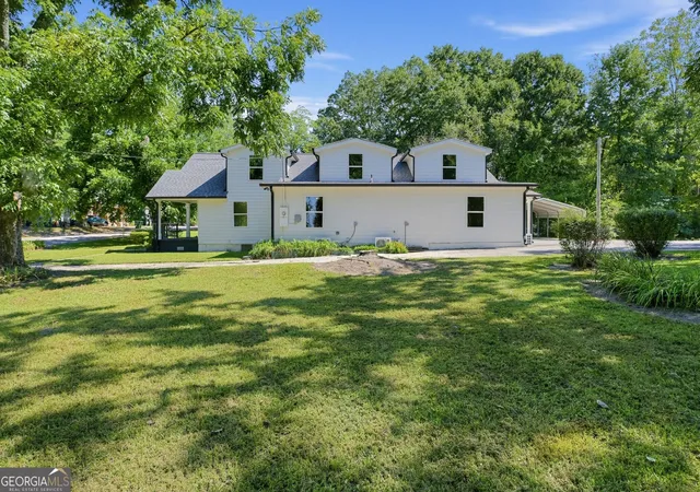 Photo 3 of Single family home for sale at 134 E 5th Street, Monroe, GA 30655 | MLS# 10850828 | Listing updated on 2026-10-06