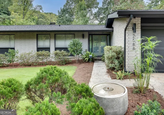 Photo 2 of Single family home for sale at 2588 Flair Knoll Dr Ne, Atlanta, GA 30345 | MLS# 10839780 | Listing updated on 2026-09-04