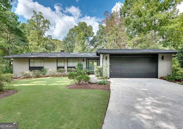 Photo 2 of Single family home for sale at 2588 Flair Knoll Dr NE, Atlanta, GA 30345 | MLS# 10839780 | Listing updated on 2026-09-04