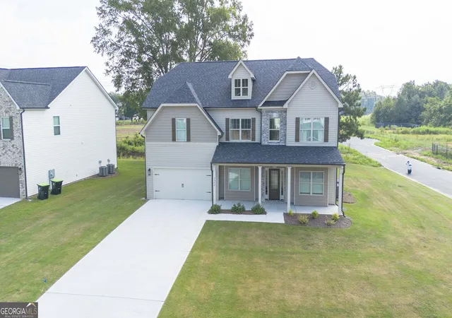 Photo 1 of Single family home for sale at 121 Bluecoat Trl, Byron, GA 31008 | MLS# 10699672 | Listing updated on 2026-09-03