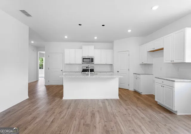 Photo 2 of Single family home for sale at 310 Remford Way, Euharlee, GA 30145 | MLS# 10819815 | Listing updated on 2026-09-29