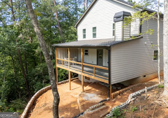 Photo 3 of Single family home for sale at 138 Alte Bruecke Strasse, Helen, GA 30545 | MLS# 10834511 | Listing updated on 2026-09-17