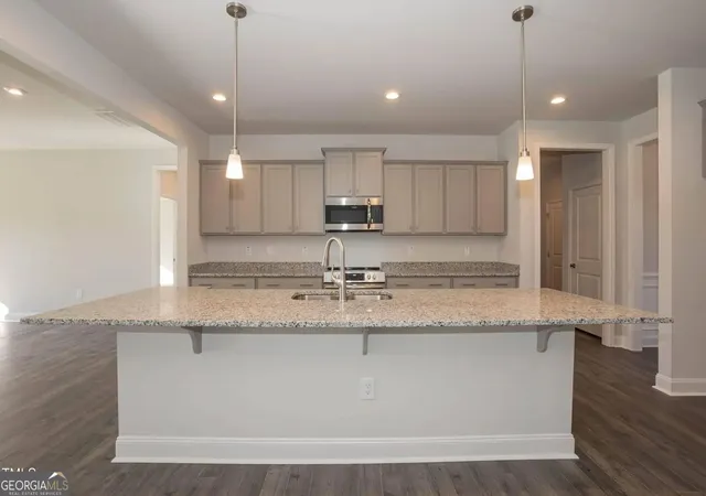 Photo 3 of Single family home for sale at 3013 Fairway Dr #916, Villa Rica, GA 30180 | MLS# 10838148 | Listing updated on 2026-09-02