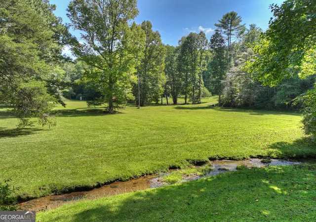 Photo 2 of Single family home for sale at 7233 Shakerag Rd, Ellijay, GA 30540 | MLS# 10850232 | Listing updated on 2026-10-07