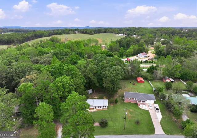 Photo 2 of Sale Pending at 4844 Forest Blvd, Gainesville, GA 30506 | MLS# 10872982 | Listing updated on 2026-10-26