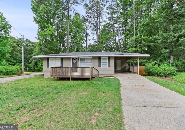 Photo 1 of Single family home for sale at 9 W Park Ct, Newnan, GA 30263 | MLS# 10844039 | Listing updated on 2026-09-11