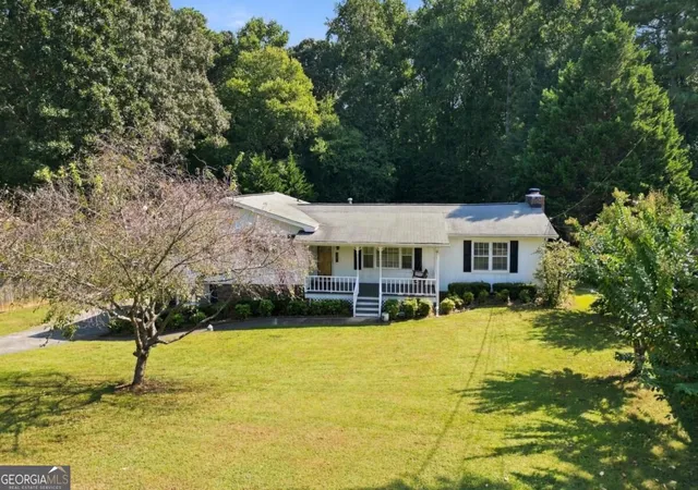 Photo 1 of Single family home for sale at 218 King Arthur Dr, Woodstock, GA 30189 | MLS# 10851423 | Listing updated on 2026-10-09