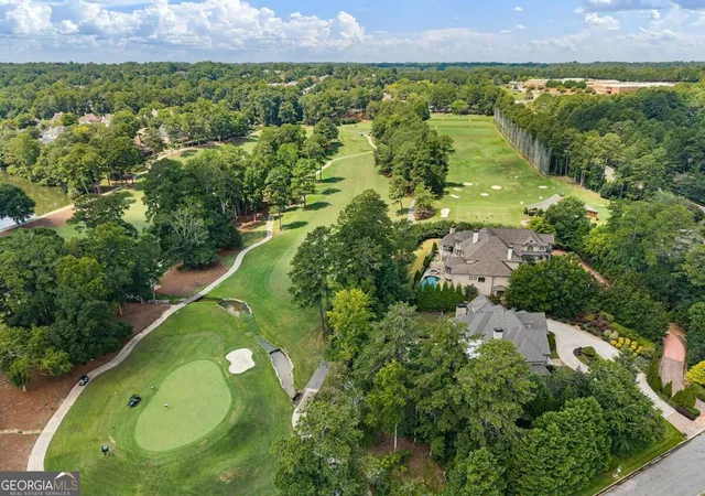Photo 4 of Sale Pending at 750 Sturges Way, Johns Creek, GA 30022 | MLS# 10837269 | Listing updated on 2026-10-08