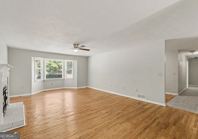 Photo 3 of Single family home for sale at 8953 E Carroll Rd, Winston, GA 30187 | MLS# 10851554 | Listing updated on 2026-10-07