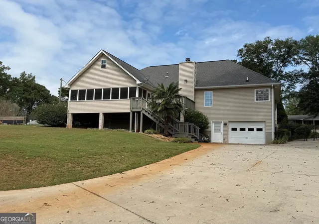 Photo 3 of Single family home for sale at 3815 Hilldale Rd, Oakwood, GA 30566 | MLS# 10852753 | Listing updated on 2026-09-24