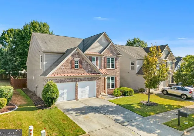 Photo 2 of Single family home for sale at 827 Poplar Ter, Canton, GA 30115 | MLS# 10840820 | Listing updated on 2026-09-19