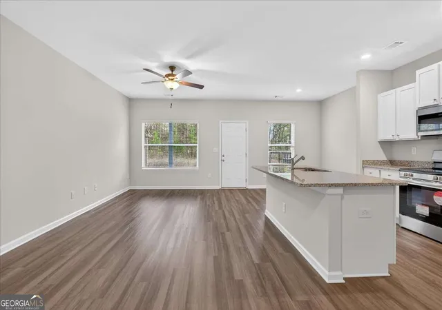 Photo 3 of Single family home for sale at 107 Brexley Dr, Calhoun, GA 30701 | MLS# 10853202 | Listing updated on 2026-10-09