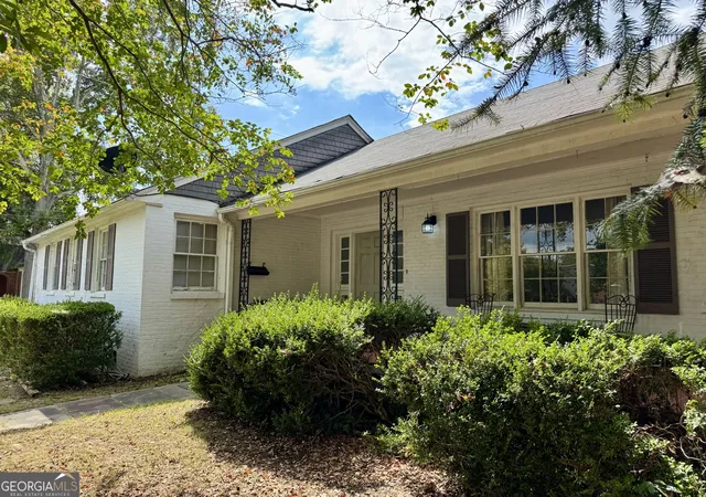 Photo 3 of Single family home for sale at 311 Pio Nono Ave, Macon, GA 31204 | MLS# 10848137 | Listing updated on 2026-10-07