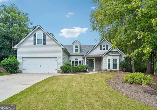 Photo 1 of Single family home for sale at 399 Laurel Oaks Ln, Jefferson, GA 30549 | MLS# 10848314 | Listing updated on 2026-09-17