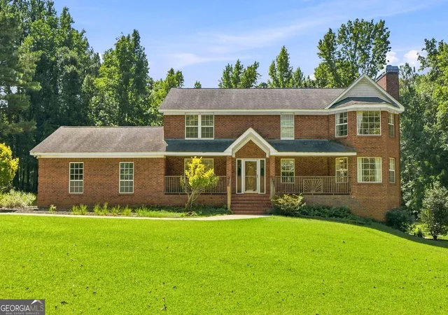 Photo 1 of Single family home for sale at 35 Oak Grv Ln, Mcdonough, GA 30253 | MLS# 10839512 | Listing updated on 2026-09-17