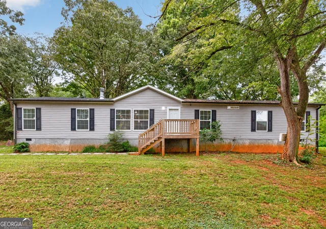 Photo 2 of Sale Pending at 147 Ralph Garrison Rd, Jefferson, GA 30549 | MLS# 10853712 | Listing updated on 2026-10-01