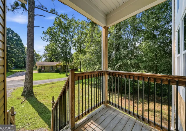 Photo 3 of Single family home for sale at 443 Poplar St, Trenton, GA 30752 | MLS# 10828925 | Listing updated on 2026-09-10