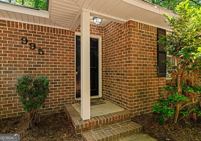 Photo 2 of Single family home for sale at 995 Roundtable Ln, Macon, GA 31220 | MLS# 10844064 | Listing updated on 2026-09-14