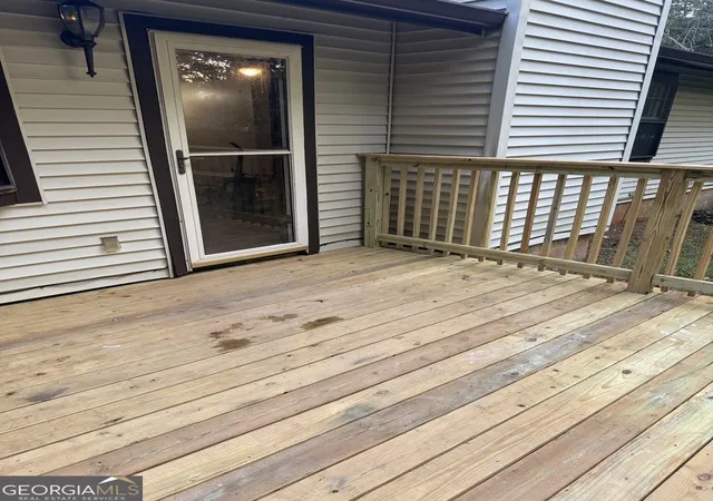Photo 4 of Single family home for sale at 9323 Forest Knoll Dr, Jonesboro, GA 30238 | MLS# 10836905 | Listing updated on 2026-10-29